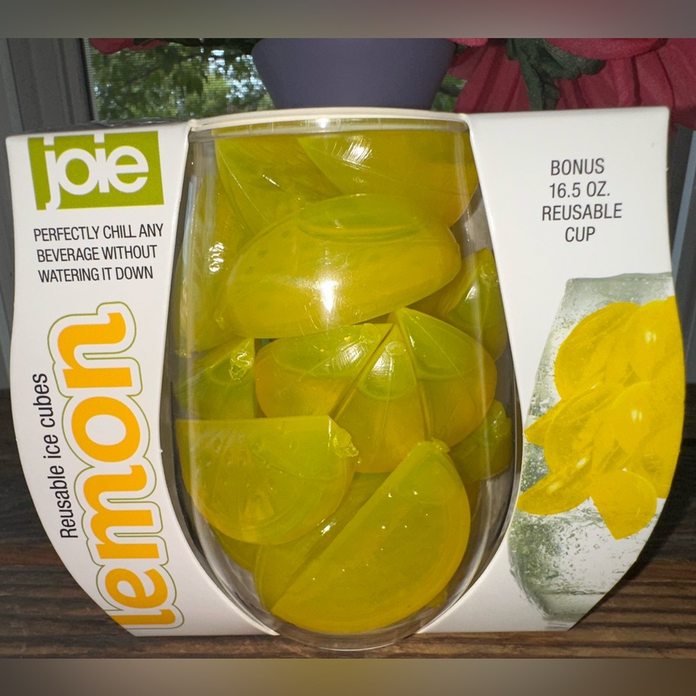 Joie Yellow Lemon Ice Tray with Reusable Cup/16.5 OZ./NWT - Picture 2 of 5